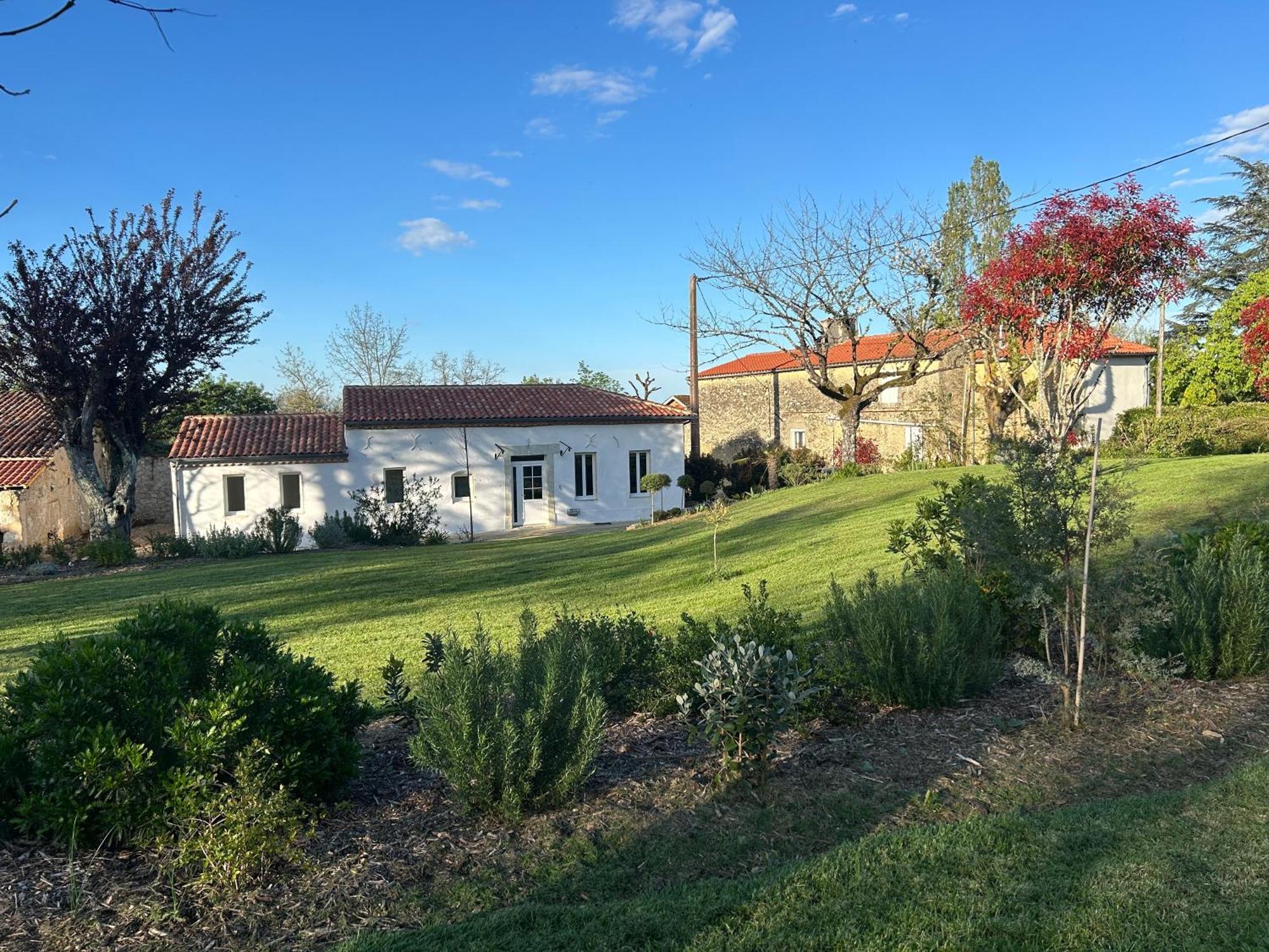 Maison De